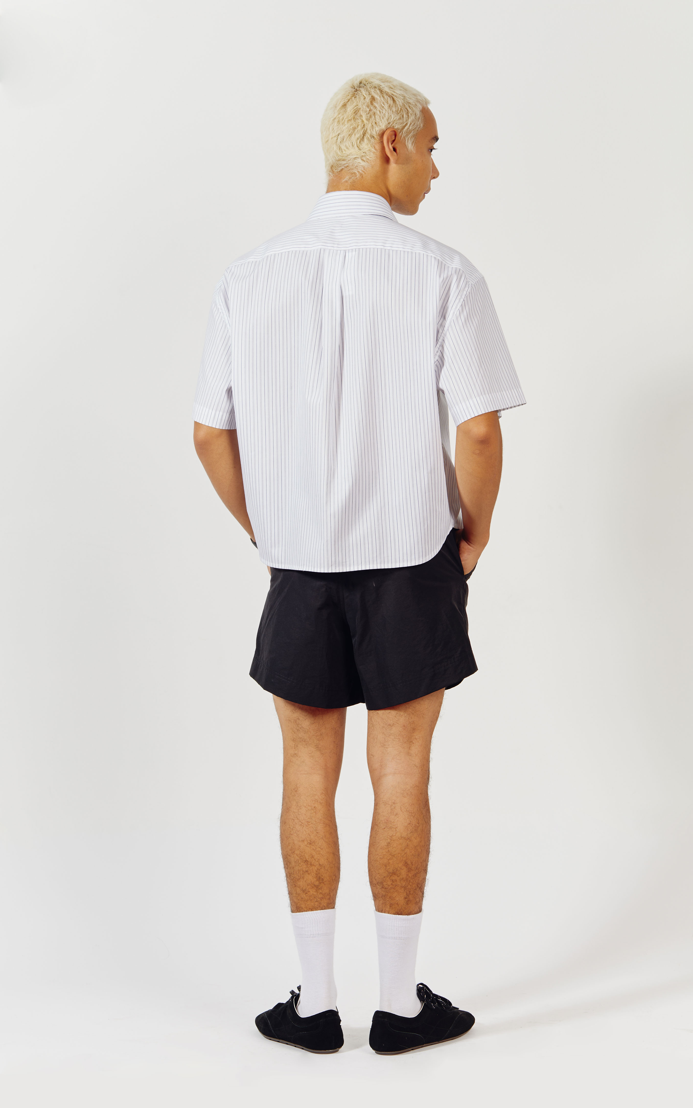 CAMISA LISTRAS E PONTILHADOS